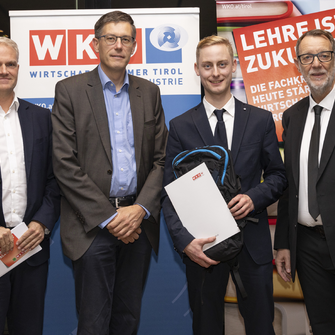 © Die Fotografen
Sandra Blaunstein
Meinhardstrasse 16
6020 Innsbruck