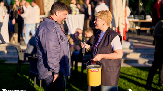 © Furniture of Ukraine / Living Wood