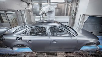 In der Automobilindustrie wird das innovative Lackiersystem bereits erfolgreich eingesetzt.  | © AUDI AG