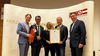 WKO-Ehrung für Irene & Host Picker (Mitte)