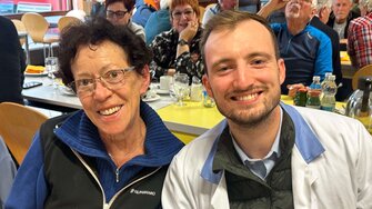 … und Resi Kirchmair, der langjährigen „Stimme des ADLER-Werks“ in der Telefonzentrale.