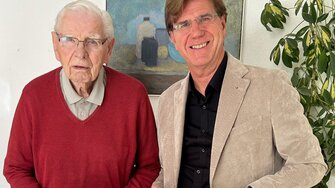 ADLER-Spartenleiter Alexander Ringler mit Pullex-Entwickler Rolf Pellengahr.  | © ADLER