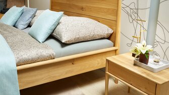 Nachhaltige Rezeptur, einfache Verarbeitung, robuste Oberfläche und eine natürliche Anmutung mit wenig Anfeuerung: Das neue Legno Aqua-Öl Plus. | © ANREI | www.anrei.at