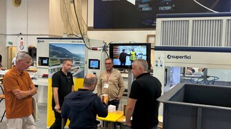 Am ADLER-Stand auf der Trädagars fanden sich viele interessierte Besucher ein. | © ADLER