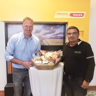 Herzlichen Glückwunsch zu 90 Jahren Firmengeschichte wünschen wir der Firma Fenster Scheuring!  | © ADLER