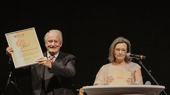 65 Jahre ADLER: Andrea Berghofer würdigte die Leistungen ihres Vaters Günther.