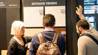 Melani Zamperoni zeigte die neuesten Trendbeschichtungen für den Möbelbereich.