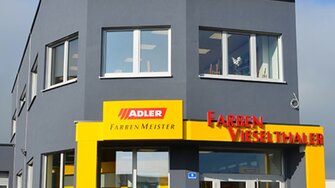 Das neue Firmengebäude ist ein wahrer Hingucker in Straßwalchen