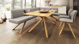 Mit dem C2C-zertifizierten Legno-Öl bietet ADLER eine rundum nachhaltige und ökologische Beschichtung für natürlichen Look im Wohnraum. (Fotohinweis: Anrei)