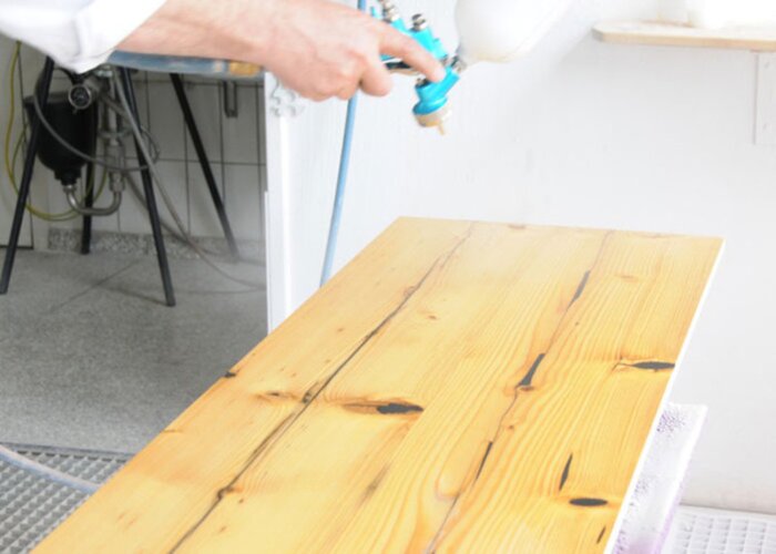 Risse Und Aste Ausspachteln Adler Lacke