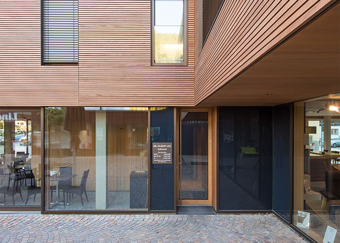 Pullex Silverwood im Farbton Fichte hell geflämmt schenkt dem Haus dauerhaften Schutz und Natürlichkeit Foto: Olaf Herzog